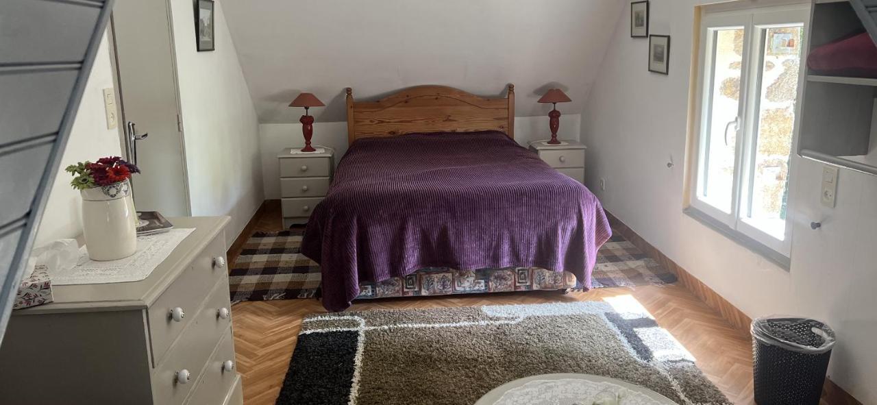 Double & Family Rooms In Tranquility In Blue Saint-Mars-sur-la-Futaie Exterior foto